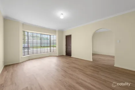 Property photo of 2/25 Hoods Road Northfield SA 5085