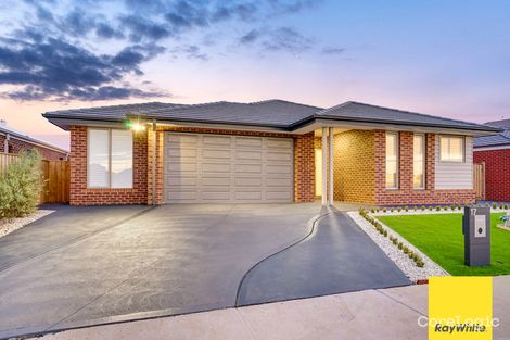 Property photo of 17 Treeve Parkway Werribee VIC 3030