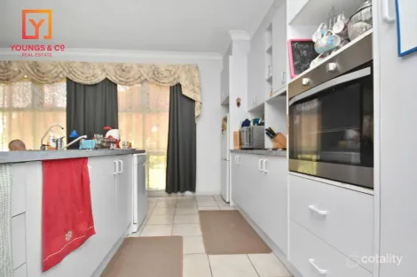 Property photo of 6 Johnson Street Shepparton VIC 3630