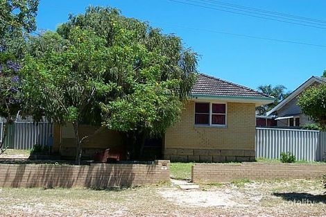 8 Priestley St, Embleton, WA 6062