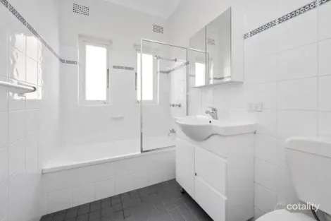 Property photo of 4/11A Brighton Boulevard Bondi Beach NSW 2026