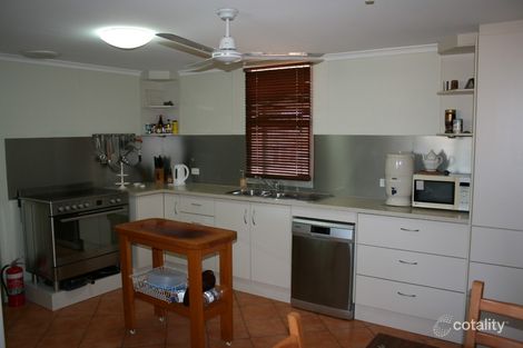 Property photo of 43 Hartog Crescent Denham WA 6537