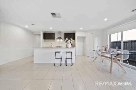 Property photo of 7 Folkestone Road Werribee VIC 3030