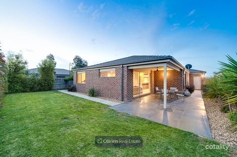 Property photo of 19 Donohue Street Cranbourne East VIC 3977