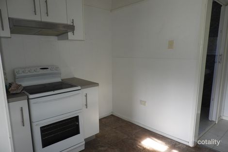 Property photo of 16 Brompton Road Bellambi NSW 2518