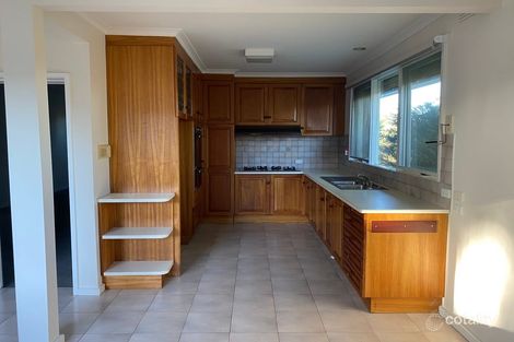 24 Menarra St, Doncaster, VIC 3108