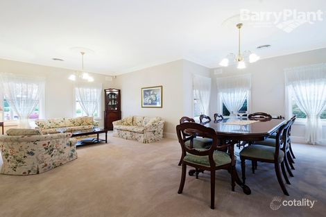 Property photo of 10 Lillias Crescent Narre Warren South VIC 3805