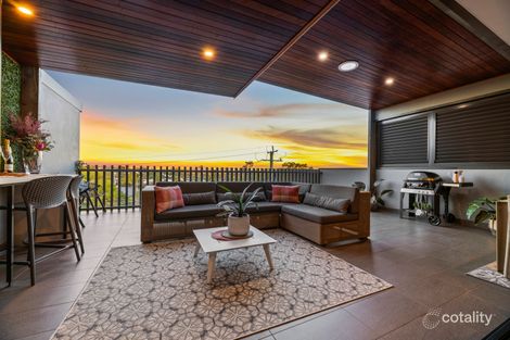 Property photo of 13/35 Clarence Road Indooroopilly QLD 4068
