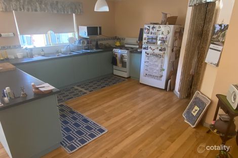 Property photo of 2 Hope Street York WA 6302