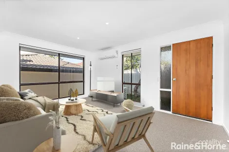 Property photo of 2/40 Walker Street Helensburgh NSW 2508