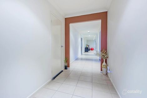 Property photo of 3 Swinburne Court Truganina VIC 3029