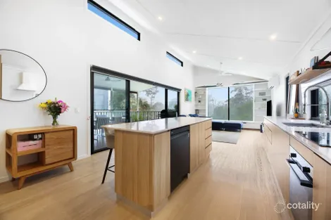 Property photo of 42 Freemans Road Lower Beechmont QLD 4211