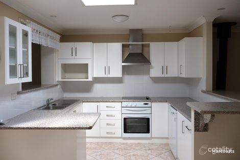 Property photo of 83 Crispsparkle Drive Ambarvale NSW 2560