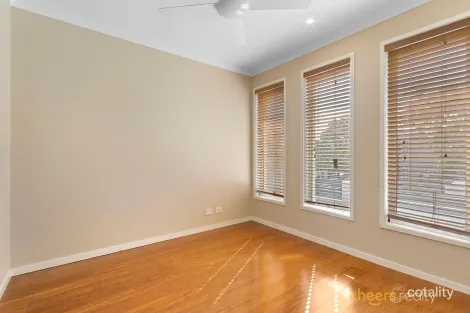 Property photo of 56 Pioneer Drive Kuraby QLD 4112