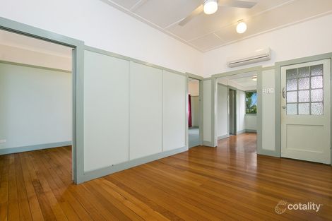 Property photo of 47 Pinecroft Street Camp Hill QLD 4152
