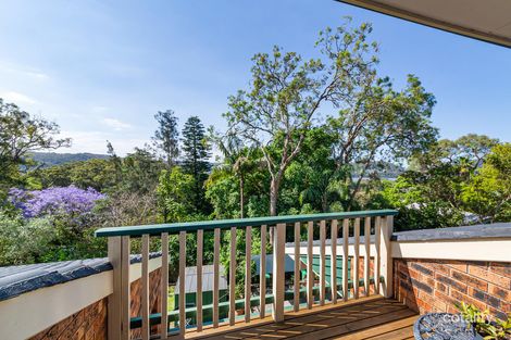 Property photo of 4 Fiona Street Point Clare NSW 2250