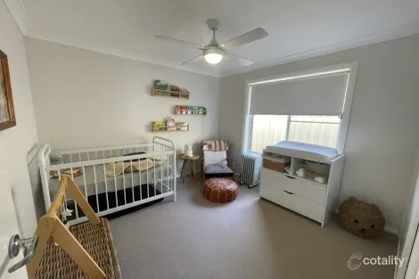 Property photo of 31B Durum Circuit Dubbo NSW 2830