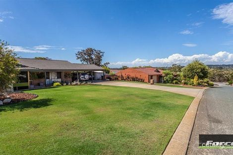 Property photo of 11 Parkland Close Edgewater WA 6027