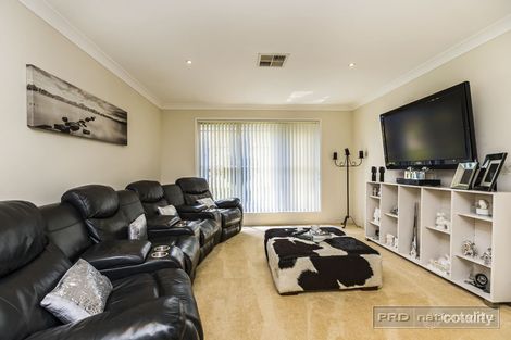 Property photo of 53 Budgeree Drive Aberglasslyn NSW 2320