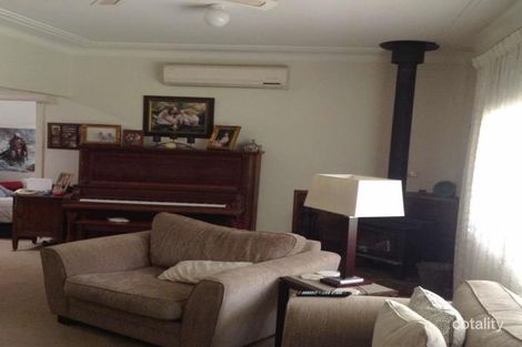 Property photo of 14 Addison Road Bolwarra NSW 2320