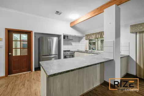 Property photo of 33 Balladong Loop Carramar WA 6031