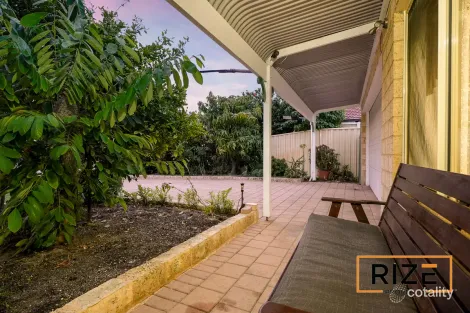 Property photo of 33 Balladong Loop Carramar WA 6031