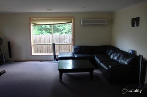 Property photo of 2/21 Pinnaroo Circuit Meadow Heights VIC 3048