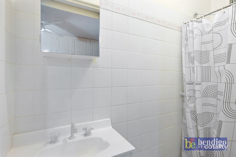 Property photo of 16 Edgewater Close Eaglehawk VIC 3556