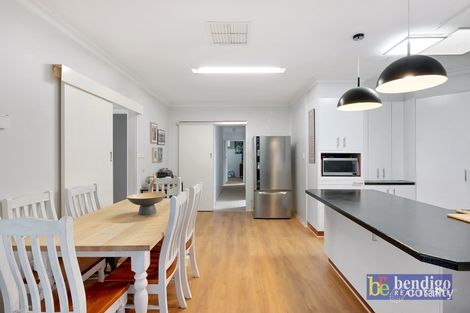 Property photo of 16 Edgewater Close Eaglehawk VIC 3556