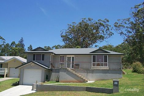 8 Marlin Dr, South West Rocks, NSW 2431