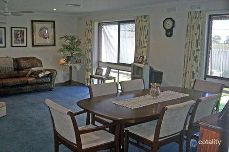 Property photo of 3 Adele Court Deniliquin NSW 2710