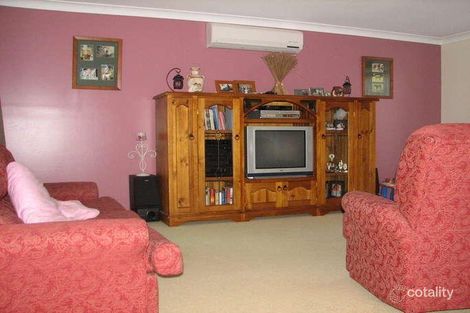 Property photo of 56 Staal Crescent Emerald QLD 4720