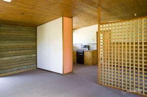 Property photo of 2-4 Sun Court Sunset Strip VIC 3922