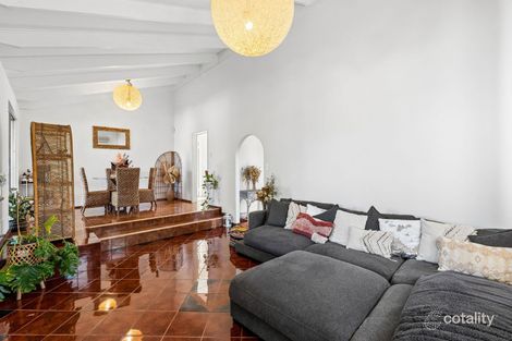 14 Chadstone Rd, Craigie, WA 6025
