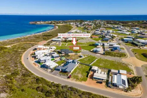 18 Whiteman St, Green Head, WA 6514