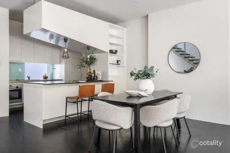 Property photo of 33 Hinton Lane Prahran VIC 3181