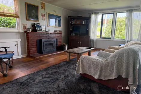 Property photo of 1 John Street Currie TAS 7256