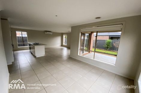 Property photo of 21 Cornubia Road Manor Lakes VIC 3024