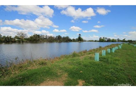 359 South Arm School Rd, Woodford Island, NSW 2463