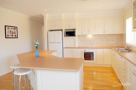 Property photo of 2/44 Leonard Road Hanwood NSW 2680