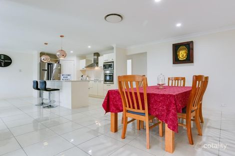 Property photo of 9 Hill End Avenue Hillcrest QLD 4118