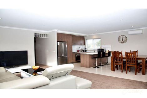 Property photo of 9 Windorah Drive Point Cook VIC 3030