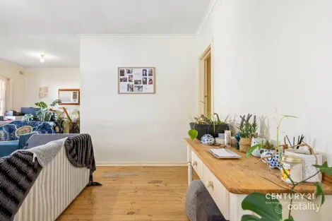 Property photo of 16 Elizabeth Road Christie Downs SA 5164