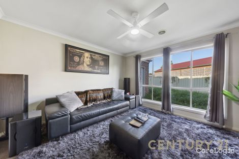 Property photo of 77 Bluehills Boulevard Pakenham VIC 3810