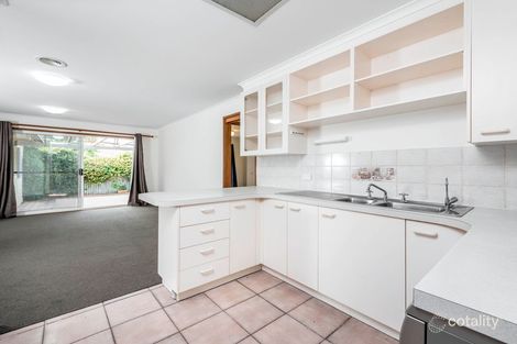 Property photo of 2 Stromlo Place Jerrabomberra NSW 2619