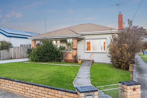 9 Anderson St, East Geelong, VIC 3219