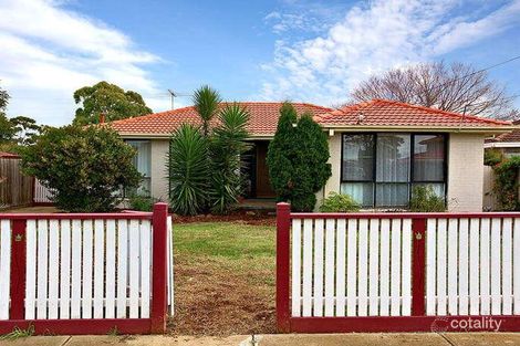 5 Thomas Ave, Melton South, VIC 3338