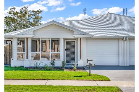 Property photo of 1/4 Caputar Way Lochinvar NSW 2321