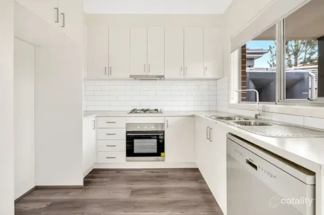 Property photo of 2/22 Pelican Place Werribee VIC 3030