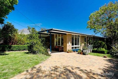 5 Miller St, Berwick, VIC 3806